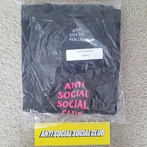 XL Anti Social Social Club Berlin city tee